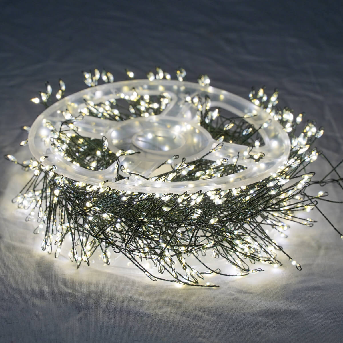 Stringa Luminosa Cluster 10 m 1000 Led Bianco Naturale 8 Giochi di Luce IP44